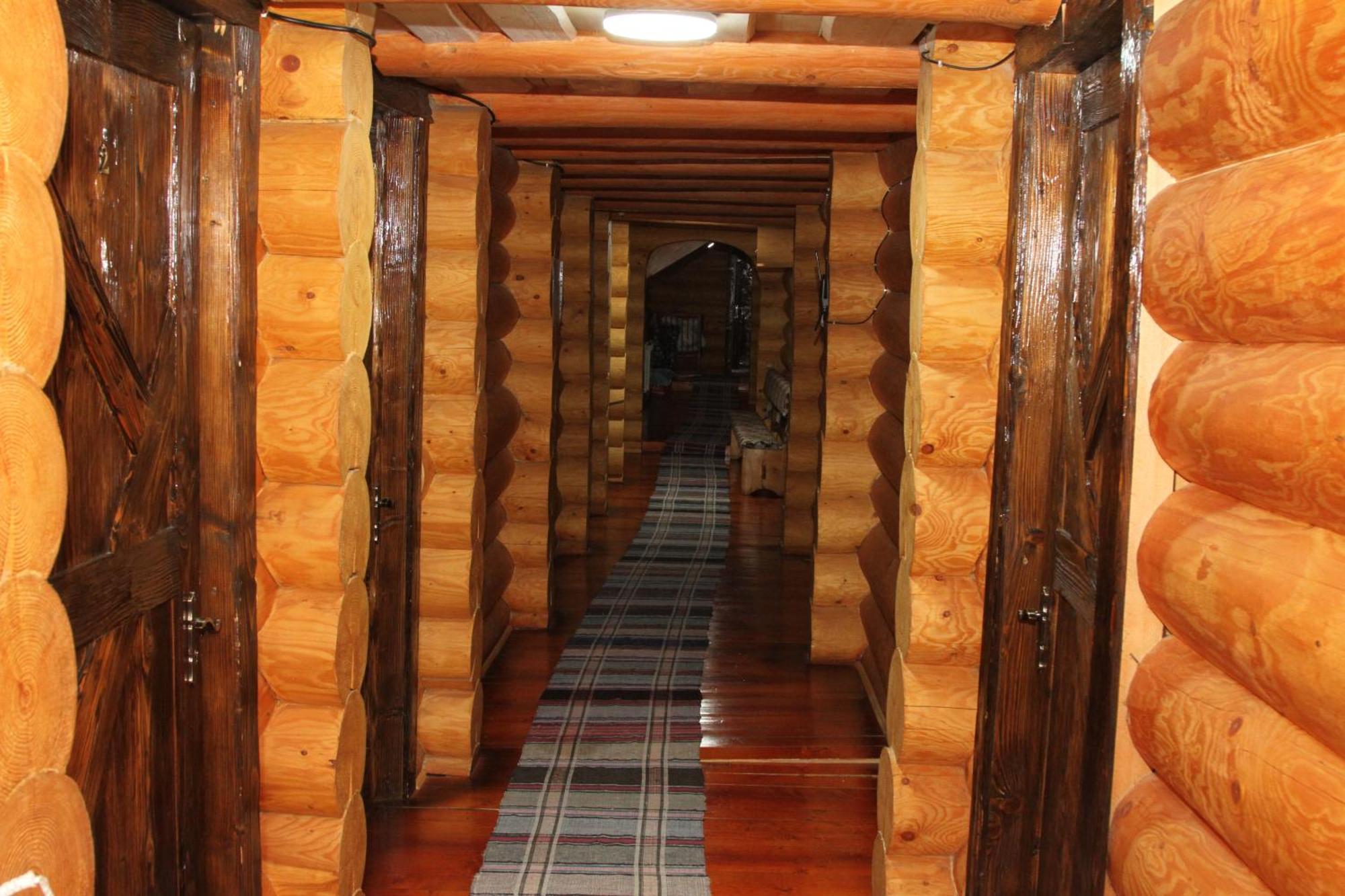 Hotel Berloga-Sinevir Synevyrsʼka Polyana Exteriör bild