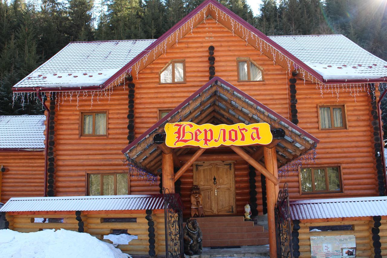 Hotel Berloga-Sinevir Synevyrsʼka Polyana Exteriör bild